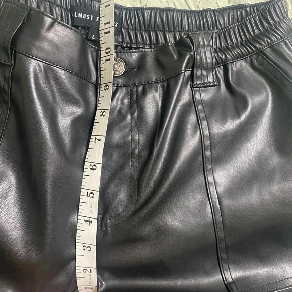 Almost Famous Black Polyurethane Cargo Pants NWOT Size Large L High Rise - Picture 5 of 8
